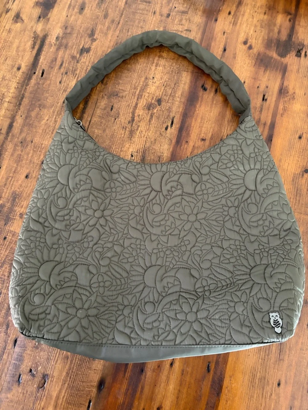 Sakroots Atlas Hobo Shoulder Bag Olive Quilted Travel Full Zip